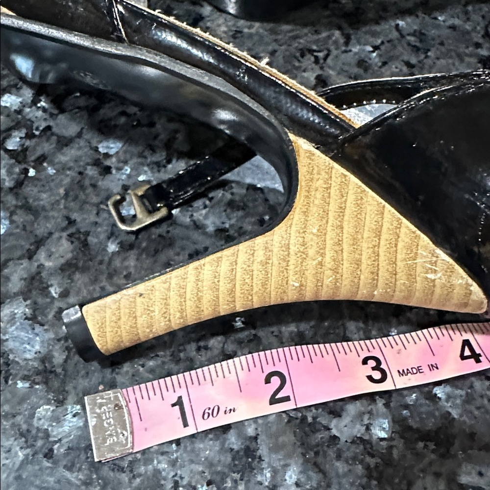Prada Black Patent Leather Heels - Picture 4 of 8